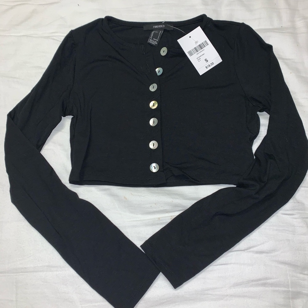Long Sleeve Button Crop Top
